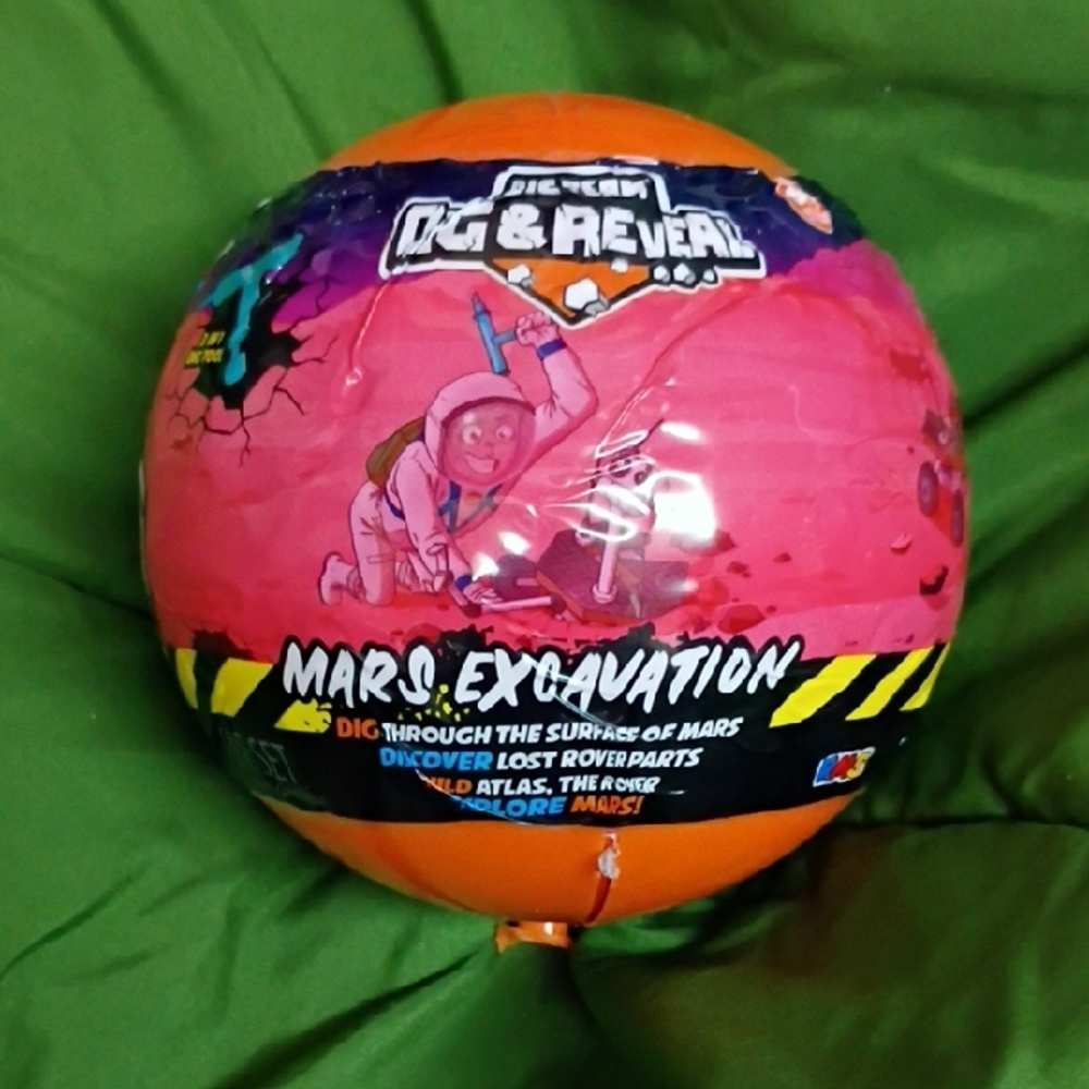 Mars Excavation Dig & Reveal Toy